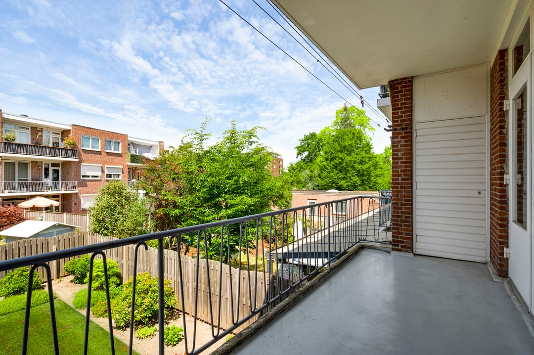 Bright First Floor Apartment with Balcony and Private Storage in Roermond — 23