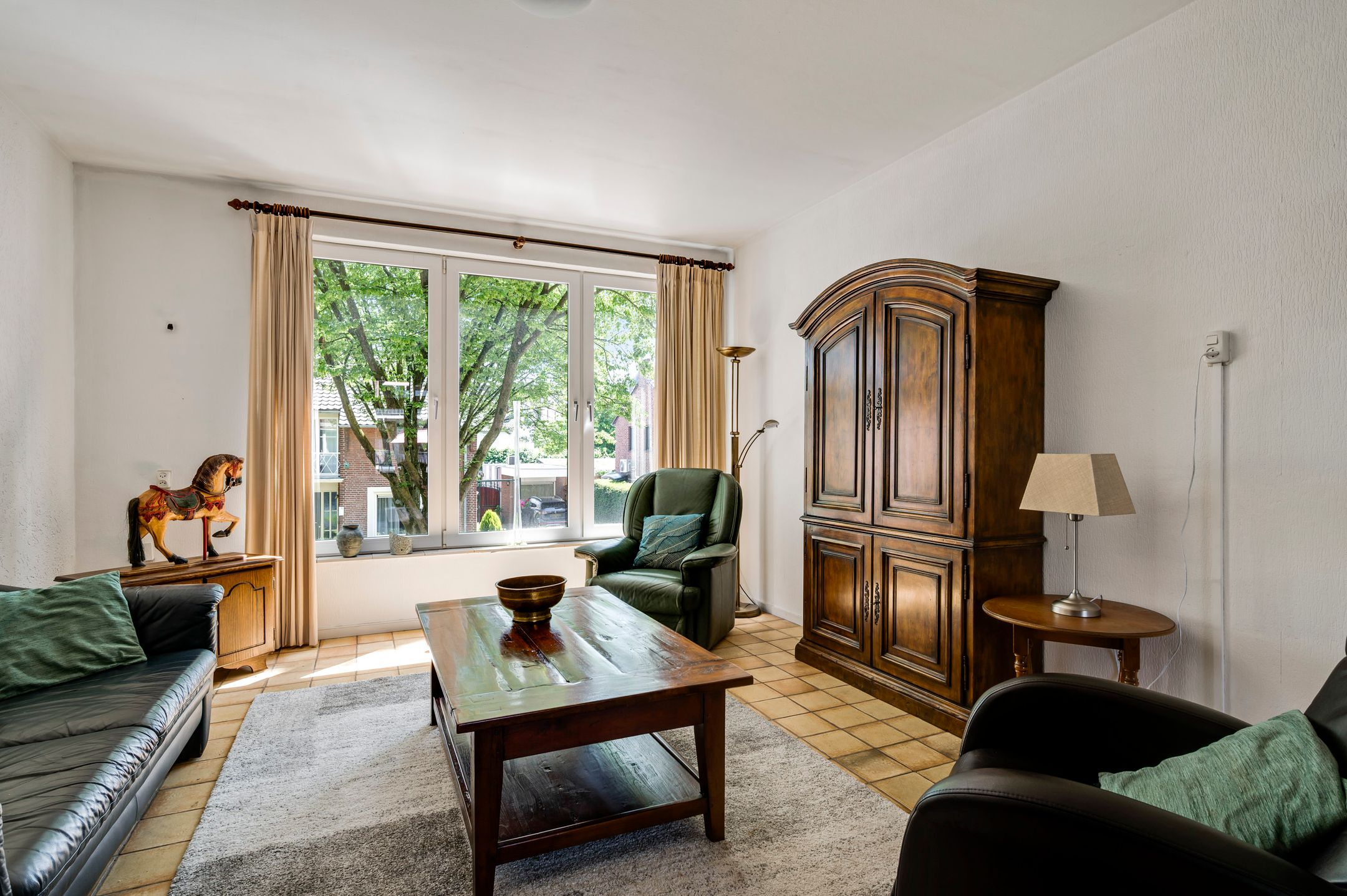 Bright First Floor Apartment with Balcony and Private Storage in Roermond — 12