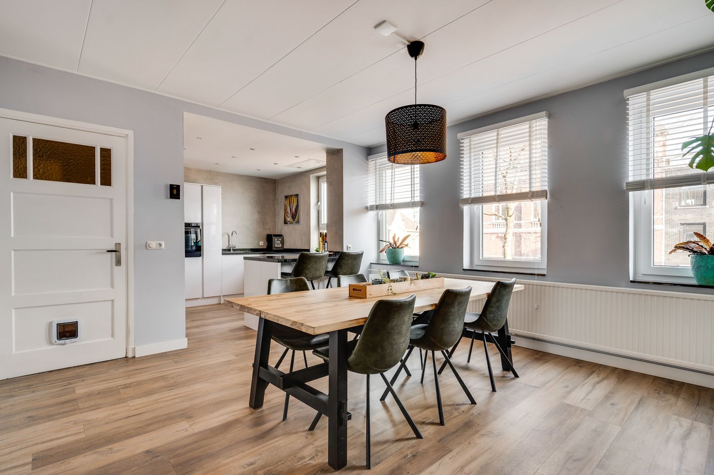 Charming 1930s Renovated Maisonette with Rooftop Terrace in Roermond Center — 14