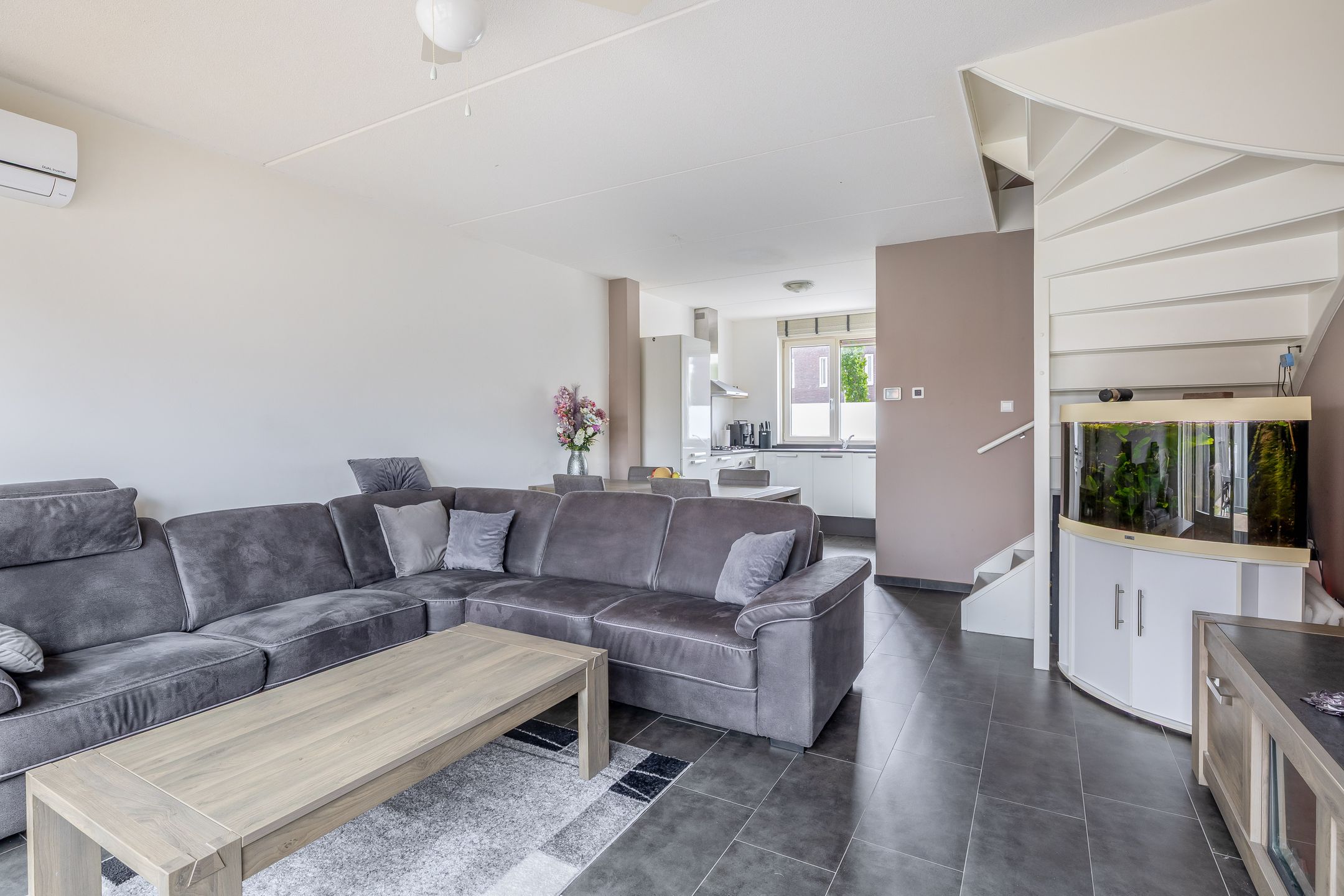 Modern Energy-Efficient Terraced Home with Three Living Levels in Zuidland — 15