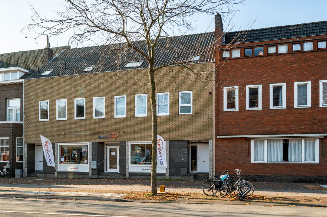 Charming 1930s Renovated Maisonette with Rooftop Terrace in Roermond Center — 28