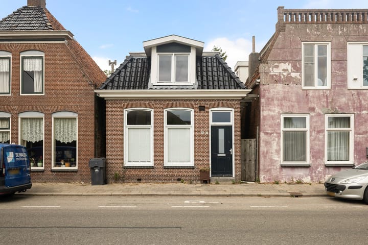 Oosteinde 23