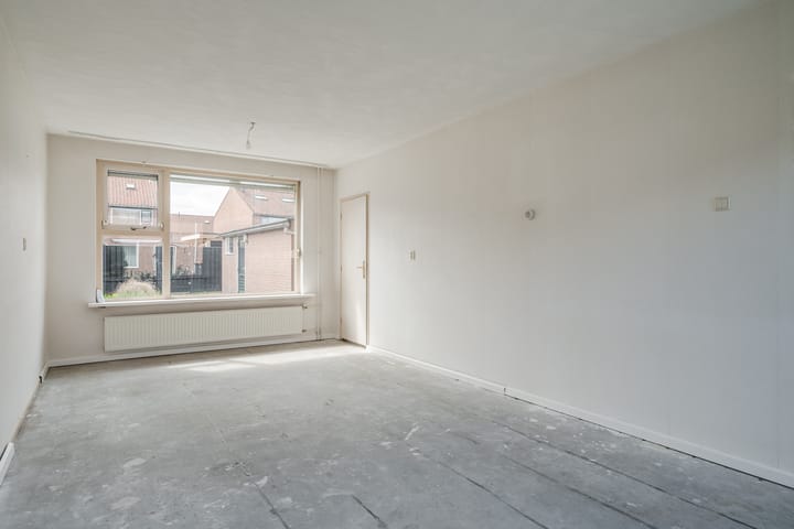 Tussenwoning te koop: Sparrenlaan 29, Nijkerk
