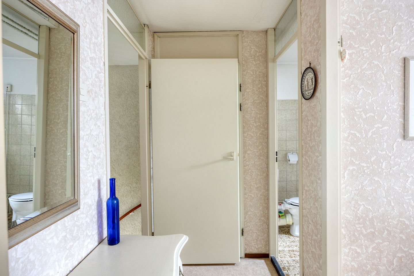 Bright 3‑room maisonette with private balcony and garden storage — 20