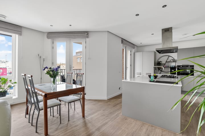 Tussenwoning te koop: Visstraat 25, Ijmuiden