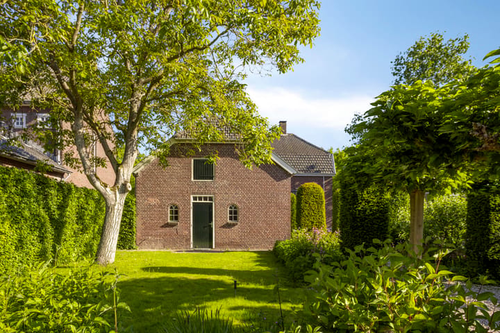 Foto 4 van Dorpstraat 8