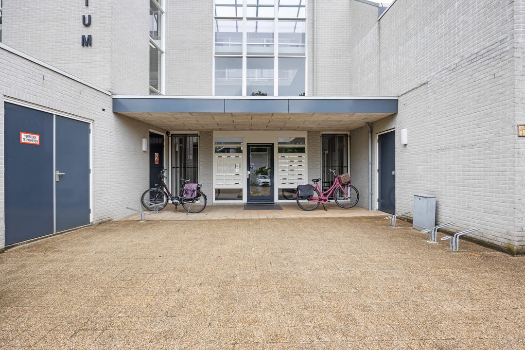 Photo 23 of Rozenstraat 47