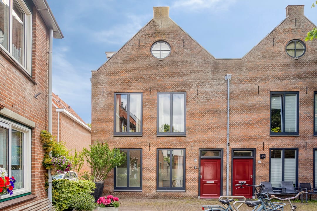 Foto 1 van Van der Lubbehof 27-A
