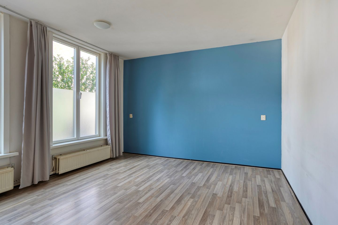 Foto 5 van Van der Lubbehof 27-A