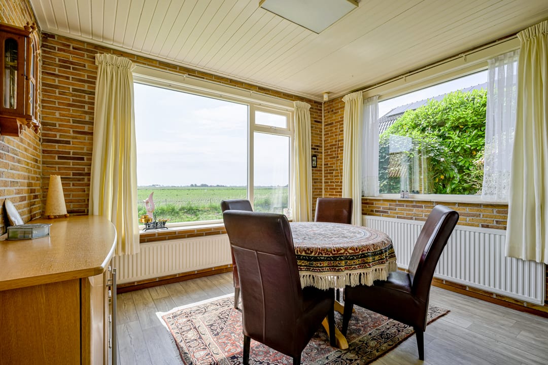 Detached Waterfront Home with Open Views in Picturesque Twisk — 11