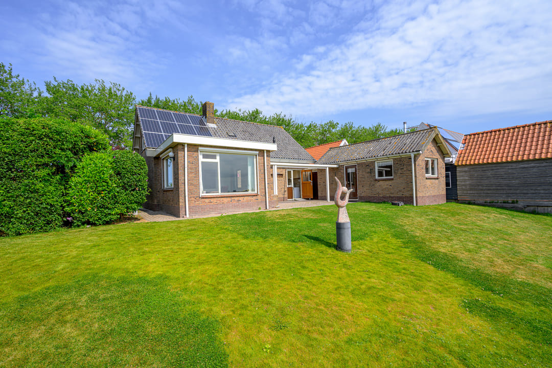 Detached Waterfront Home with Open Views in Picturesque Twisk — 41