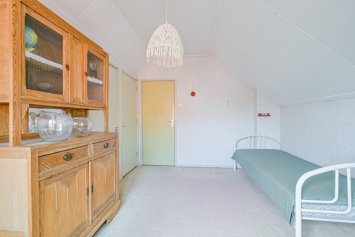 Detached Waterfront Home with Open Views in Picturesque Twisk — 34