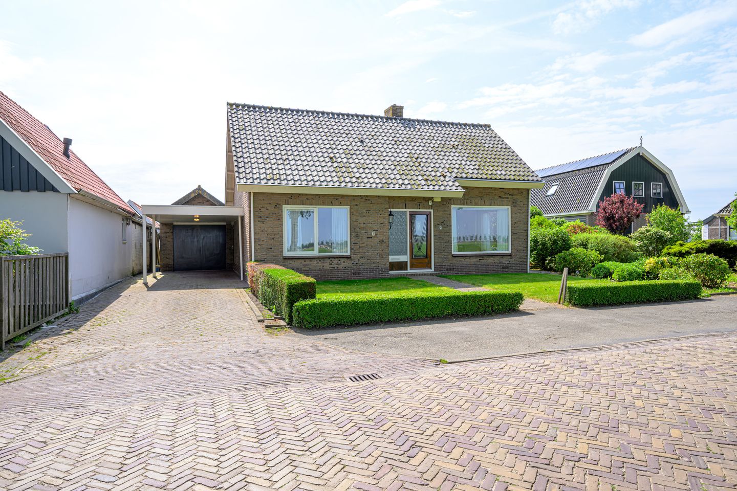 Detached Waterfront Home with Open Views in Picturesque Twisk — 44