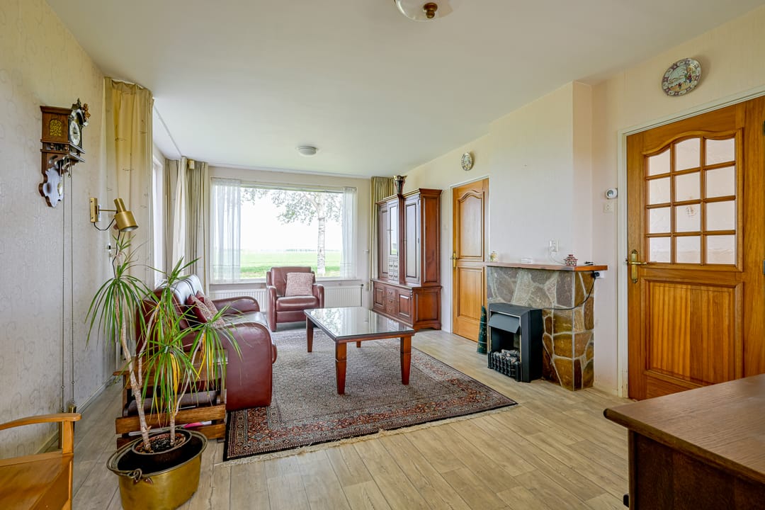Detached Waterfront Home with Open Views in Picturesque Twisk — 7