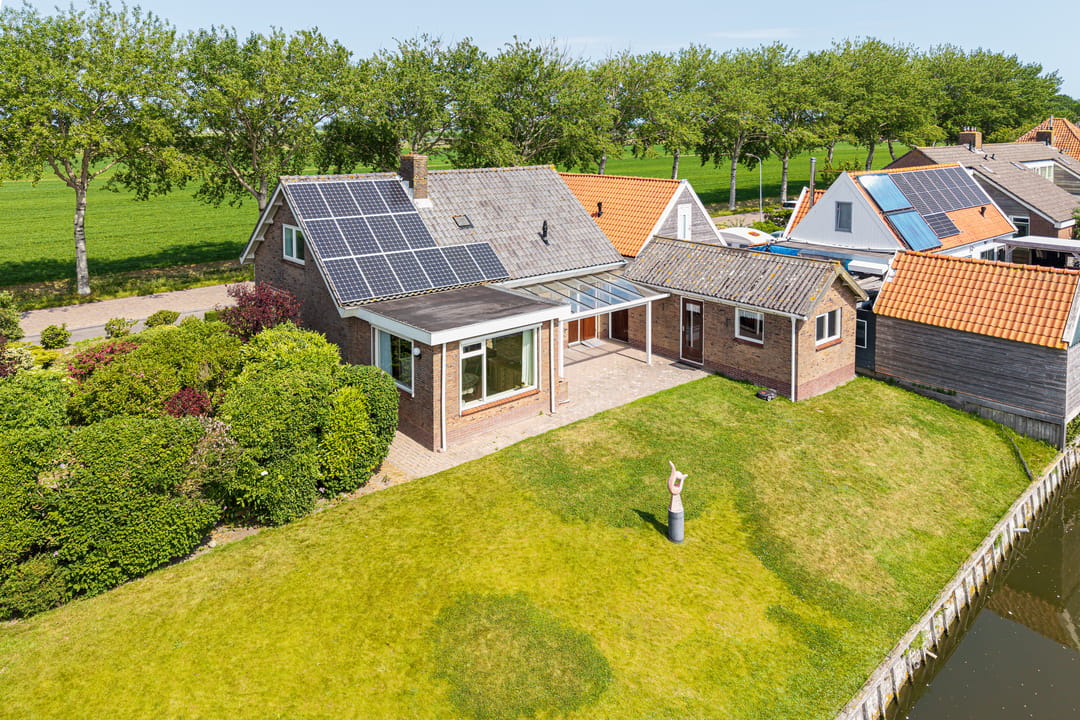 Detached Waterfront Home with Open Views in Picturesque Twisk — 53