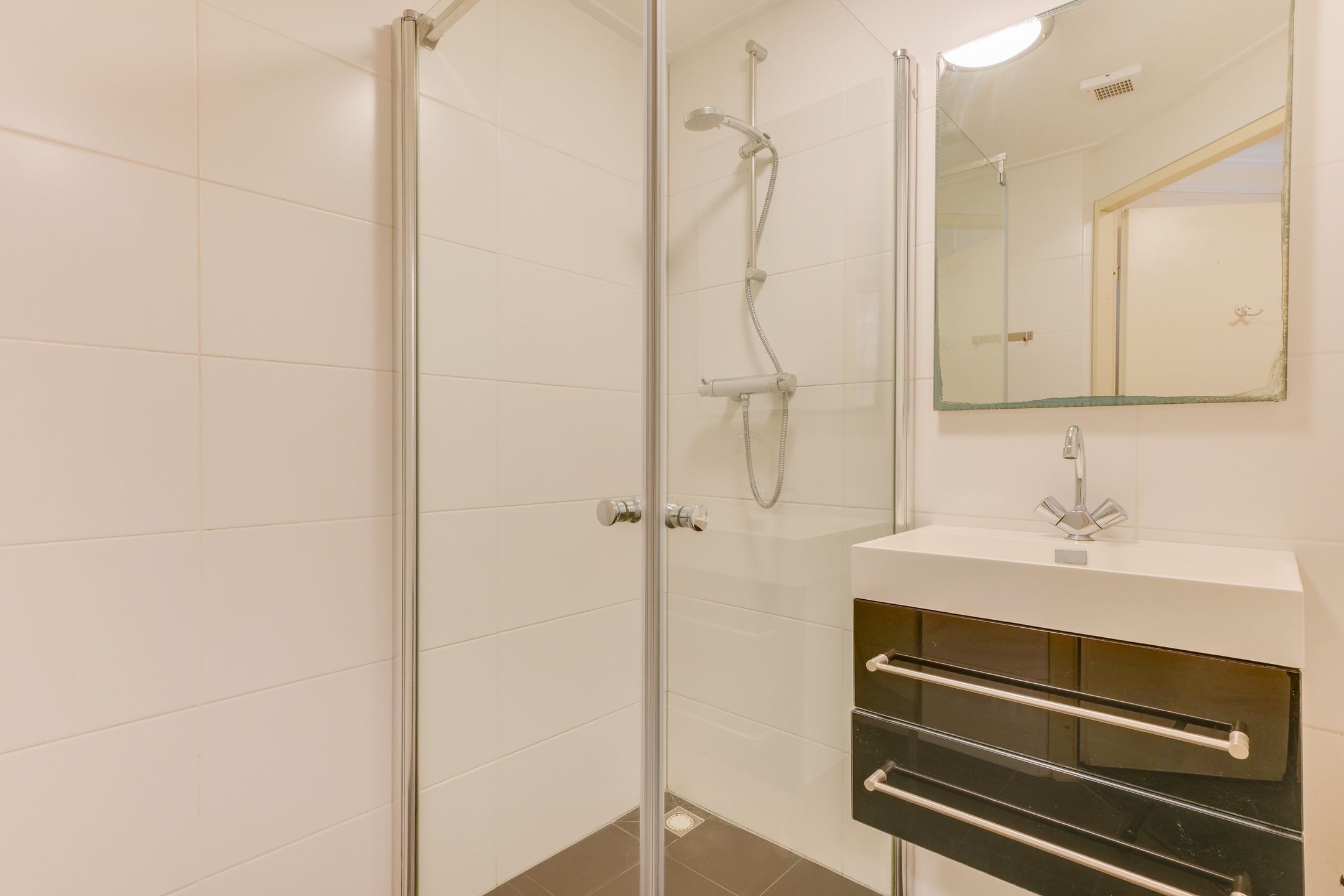 3-bedroom freehold villa in Dirkshorn — photo 5 of 5
