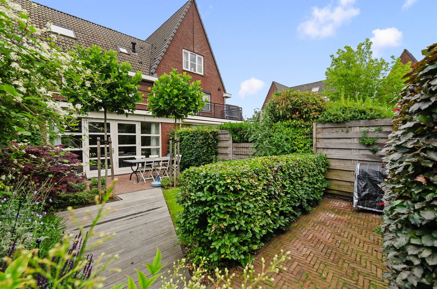 Spacious and Energy Efficient Family Home with South-Facing Garden — 19