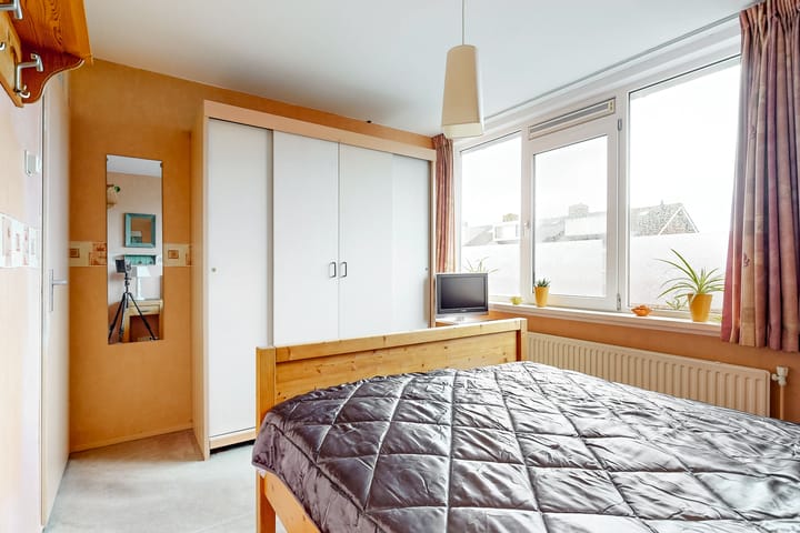 Tussenwoning te koop: Dorpsstraat 34, Zegveld