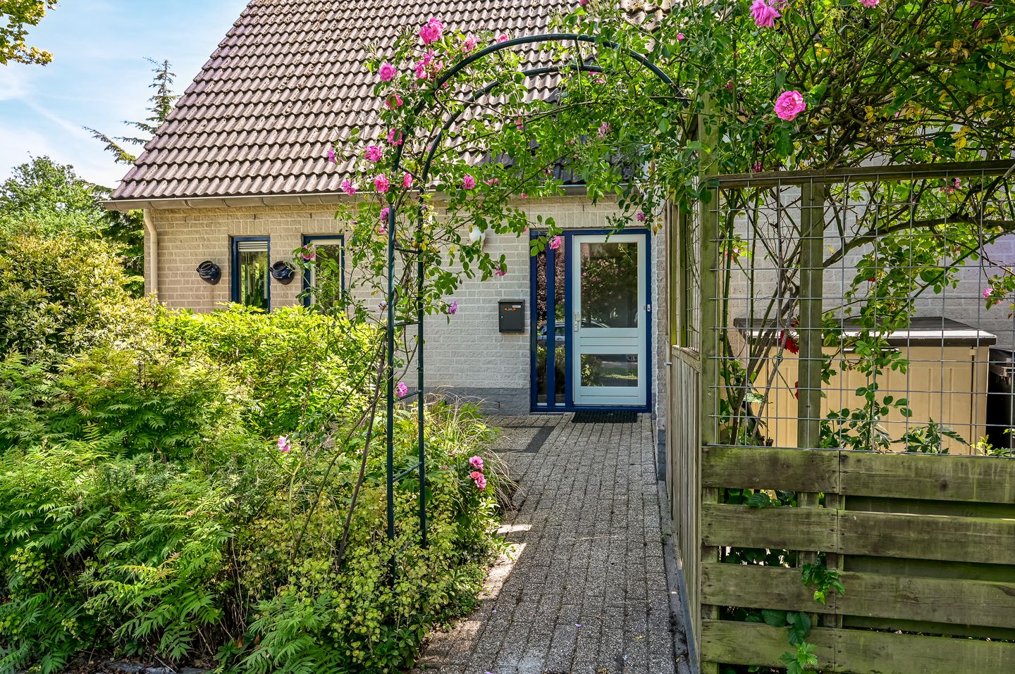 Spacious Family Home in Filmwijk Almere — 10