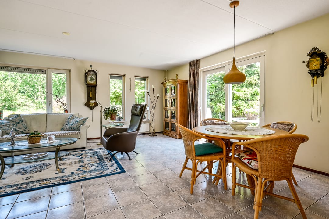 Spacious Family Home in Filmwijk Almere — 17