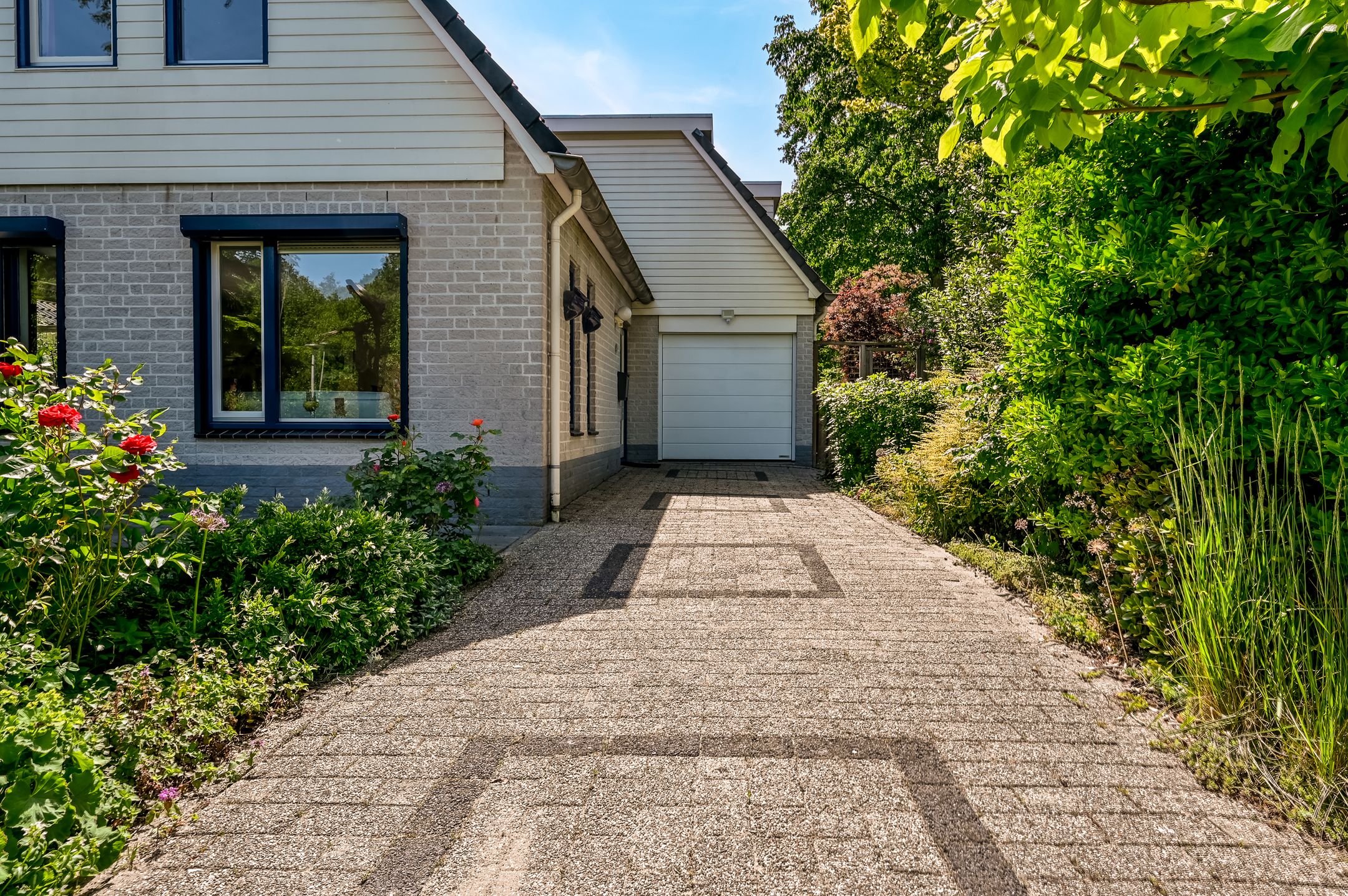 Spacious Family Home in Filmwijk Almere — 9
