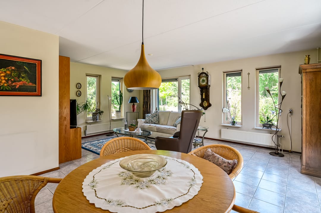 Spacious Family Home in Filmwijk Almere — 16