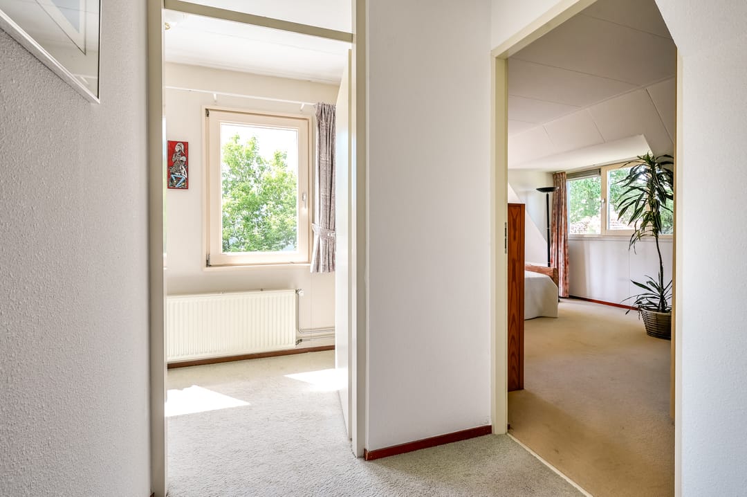 Spacious Family Home in Filmwijk Almere — 28