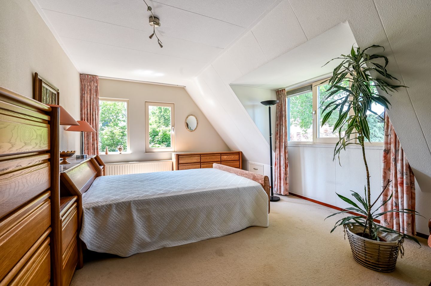 Spacious Family Home in Filmwijk Almere — 29