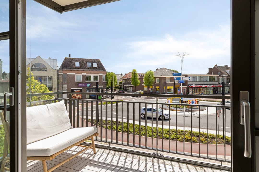 Modern Two Bedroom Apartment in Waddinxveen Ready to Move In — 22