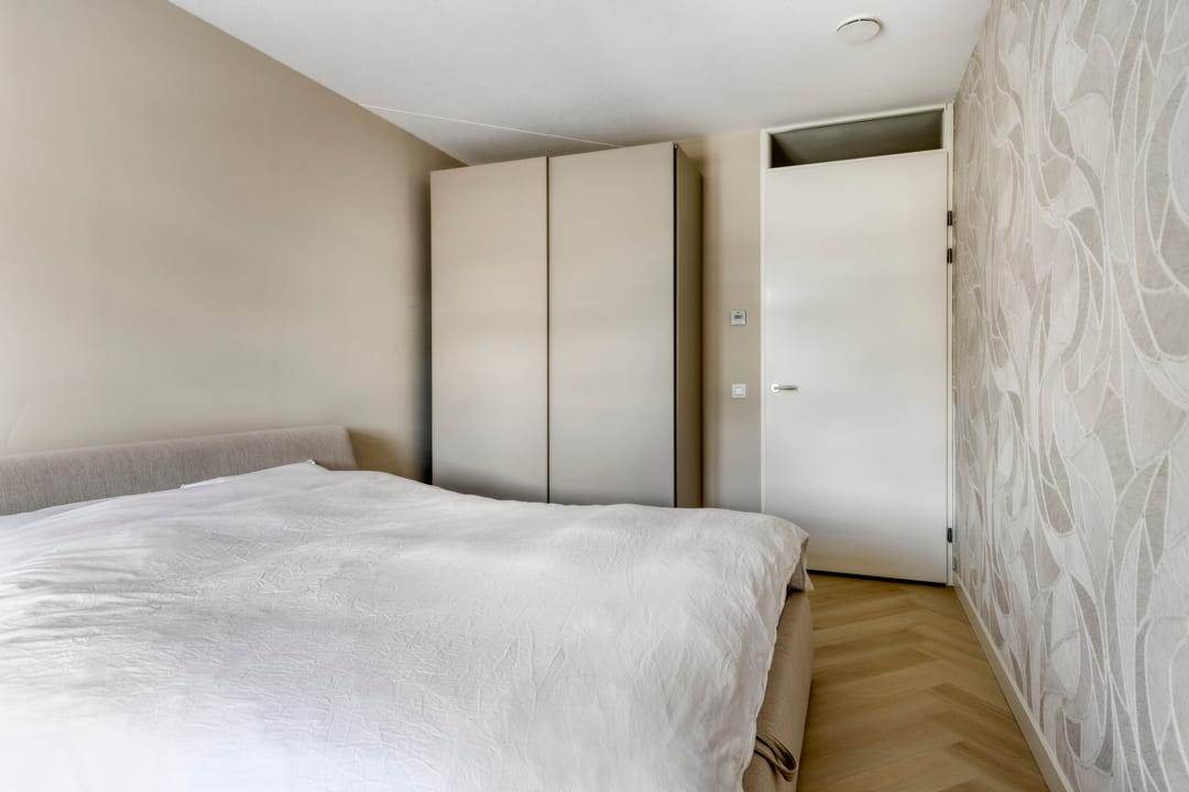 Modern Two Bedroom Apartment in Waddinxveen Ready to Move In — 26