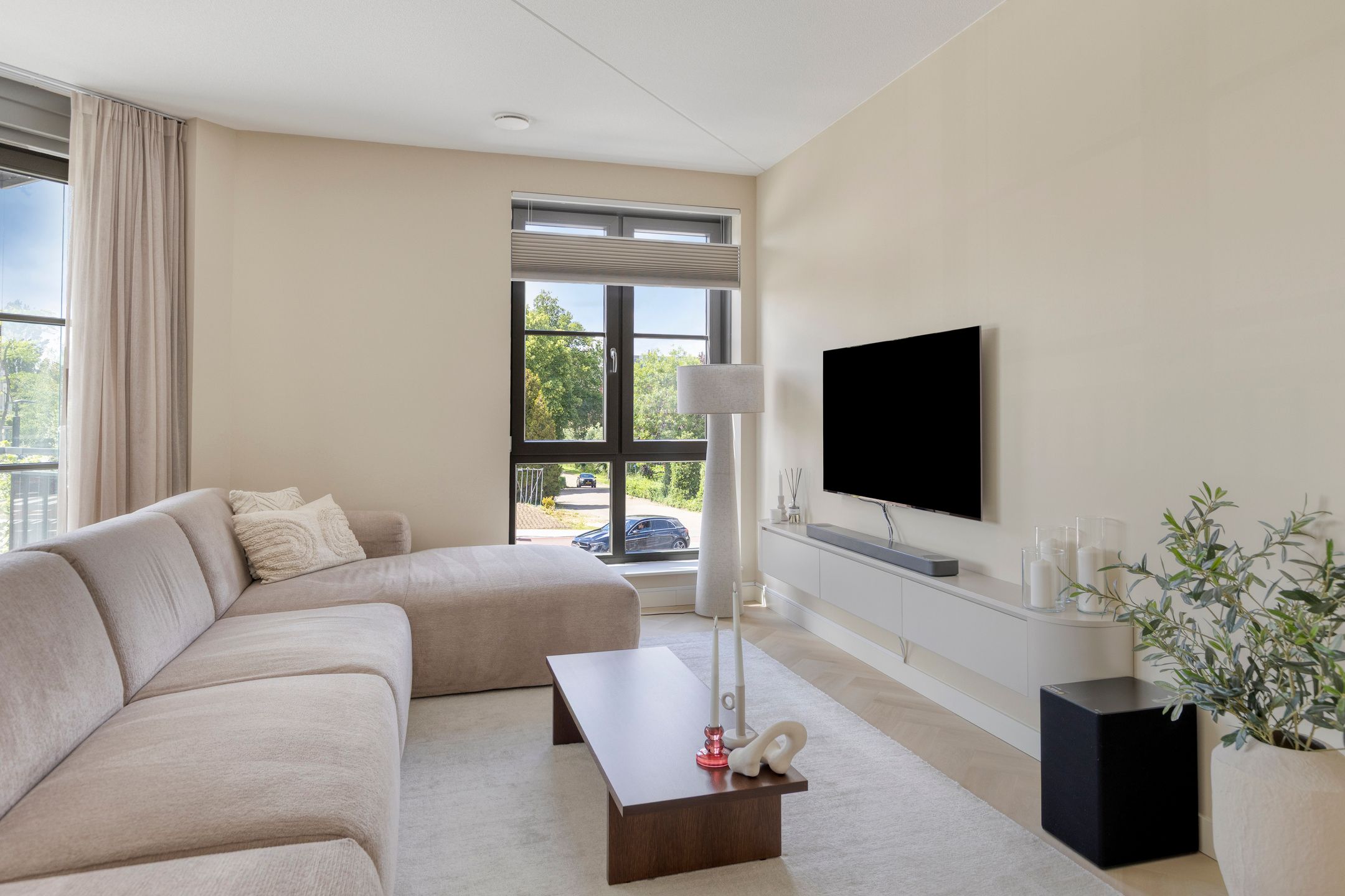 Modern Two Bedroom Apartment in Waddinxveen Ready to Move In — 9