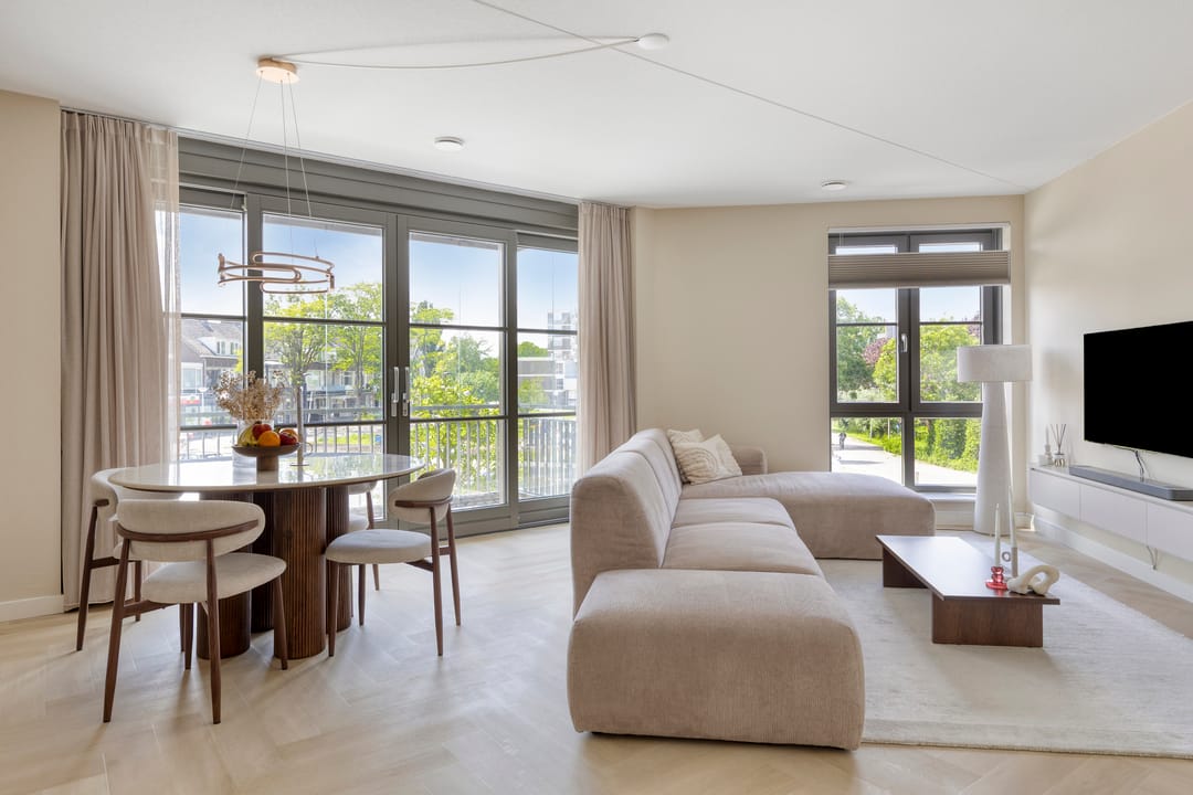 Modern Two Bedroom Apartment in Waddinxveen Ready to Move In