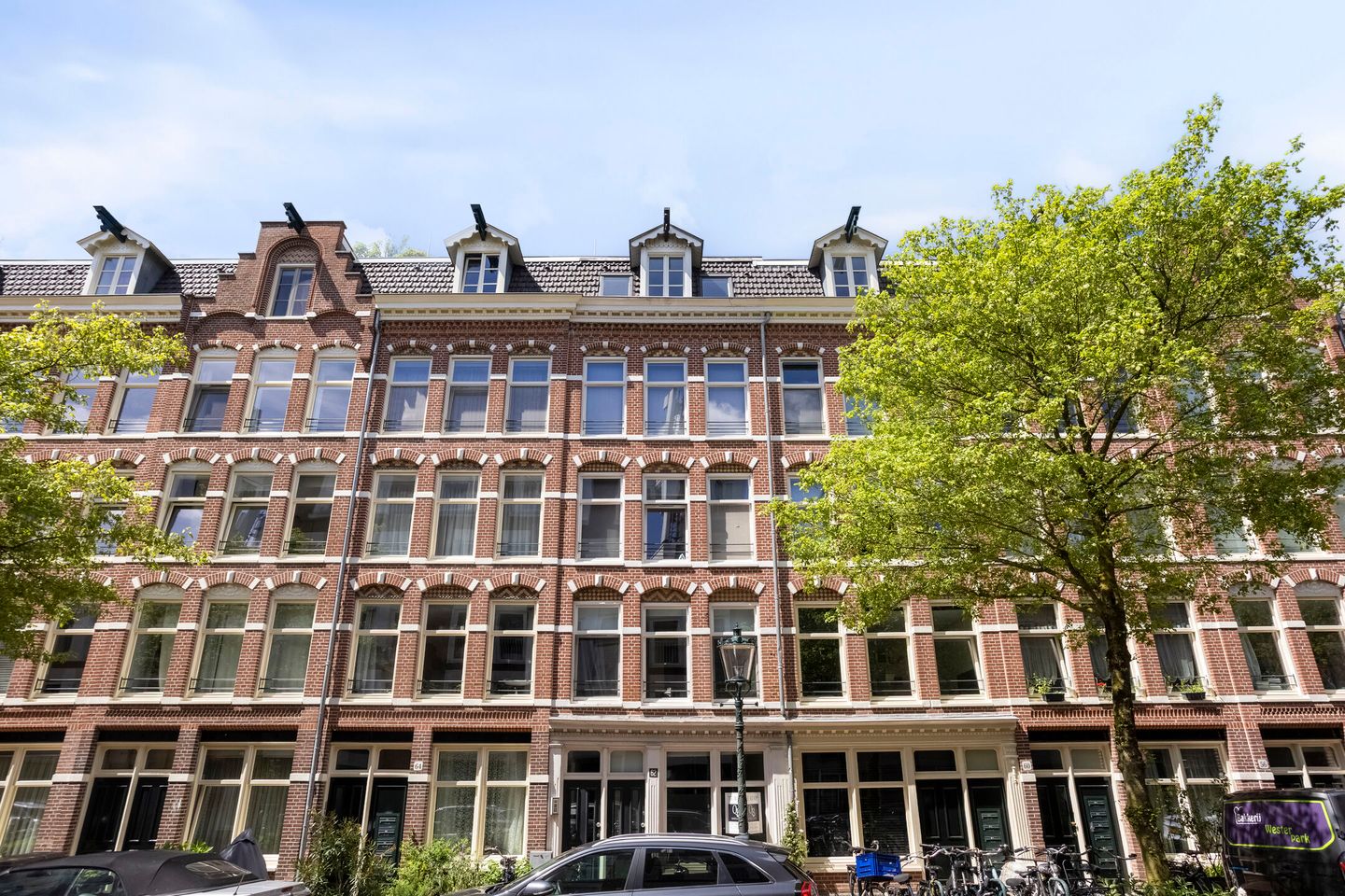 Top Floor Apartment with Licensed Rooftop Terrace Near Westerpark — 19
