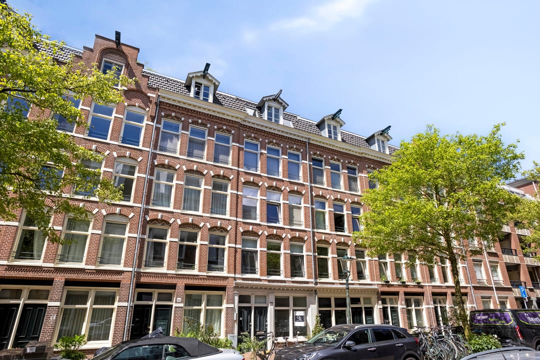Top Floor Apartment with Licensed Rooftop Terrace Near Westerpark