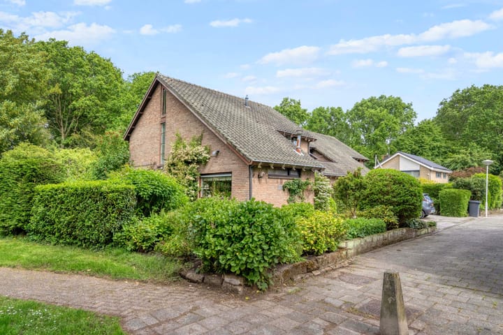 Twee-onder-één-kap te koop: Holterberg 17, Zoetermeer
