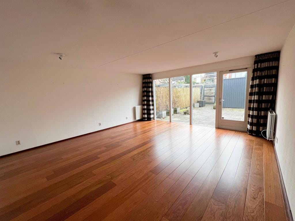 Photo 6 of Schuttersveld 43