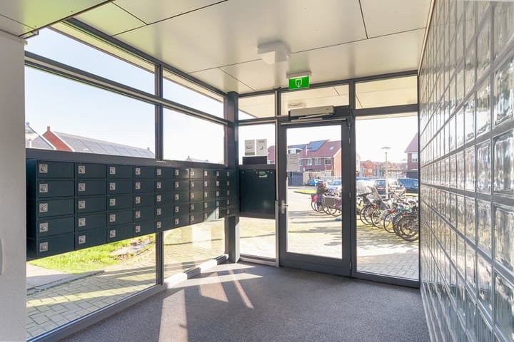 Foto 4 van Reitdiephaven 480