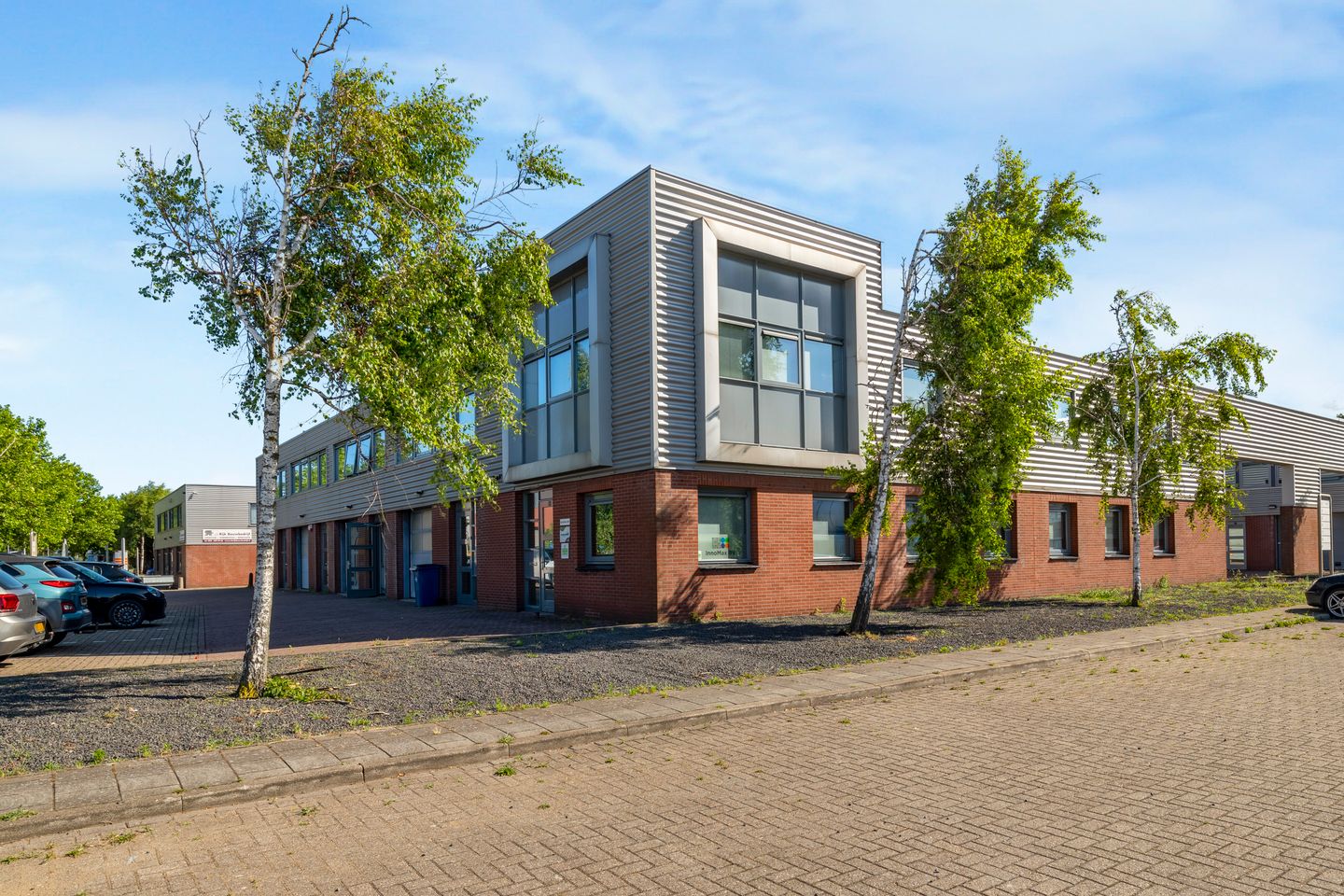 Bekijk foto 2 van Staalstraat 91