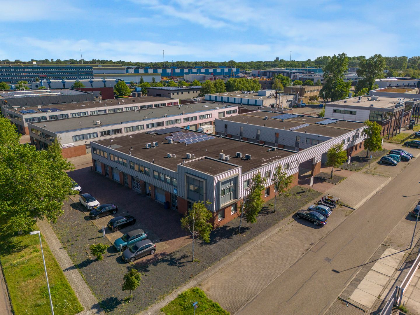 Bekijk foto 1 van Staalstraat 91