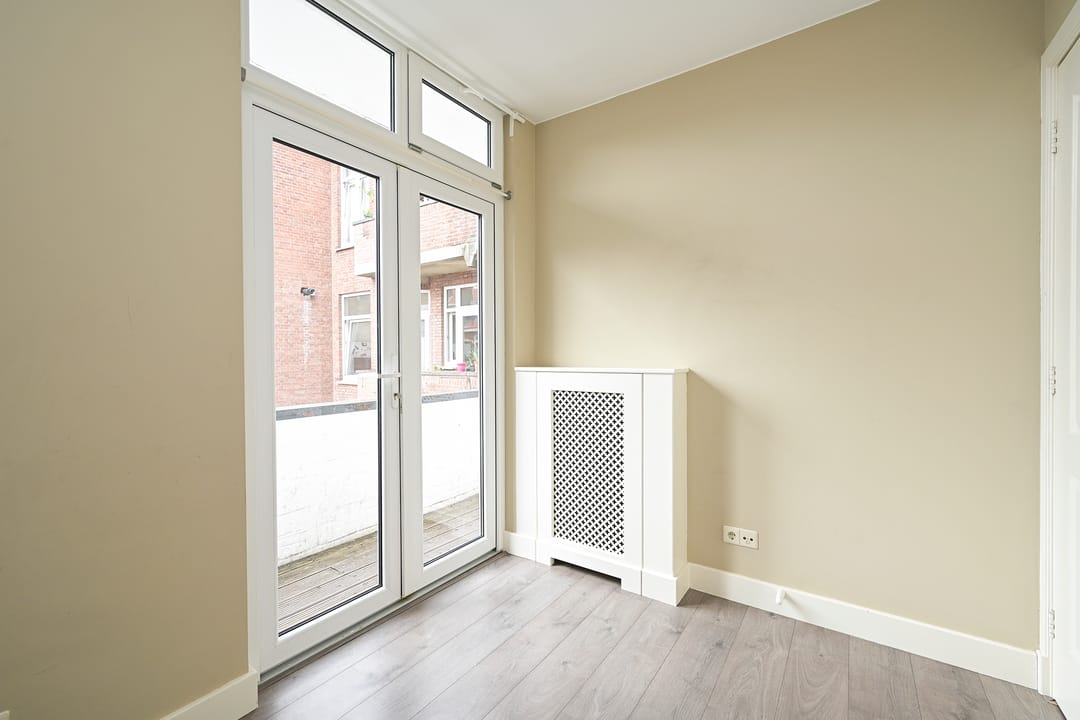 Photo 8 of Isingstraat 196
