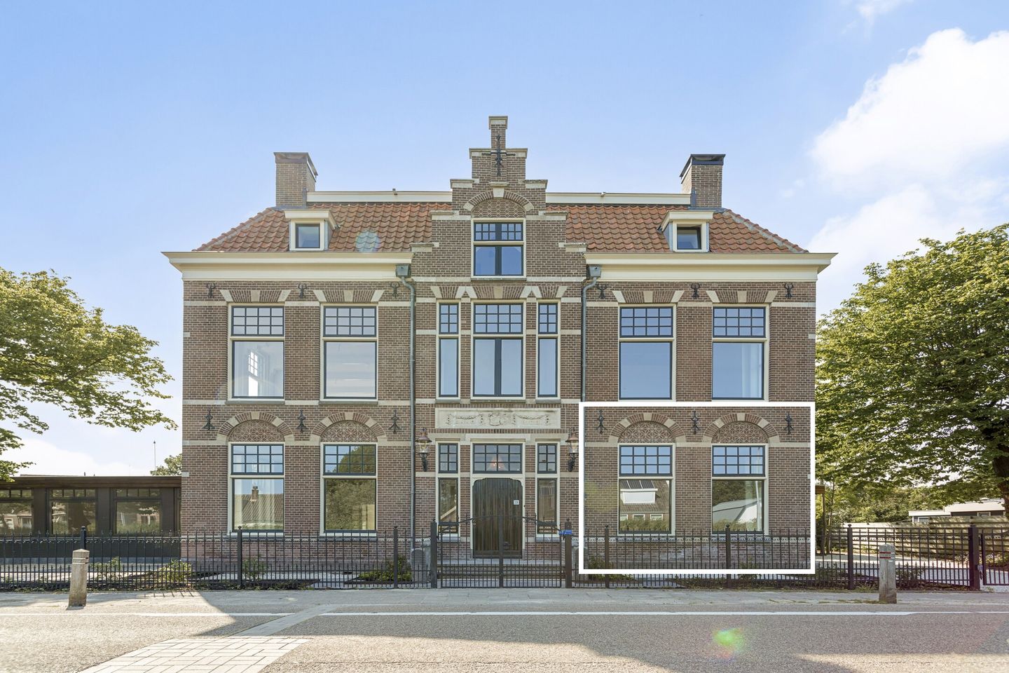 Photo 1 of Grote Sloot 336
