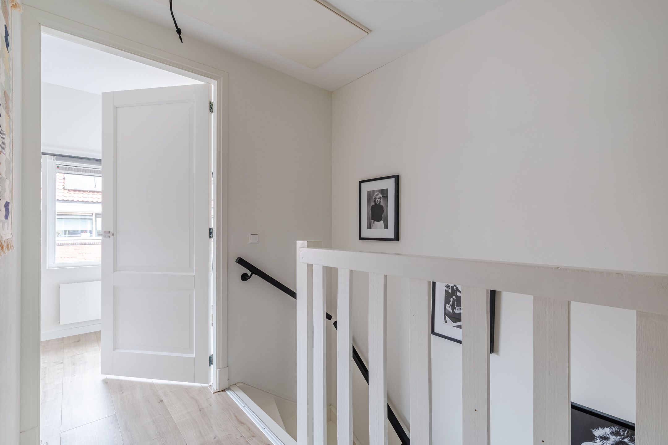 Modern three room tussenwoning with sun filled west garden — 27