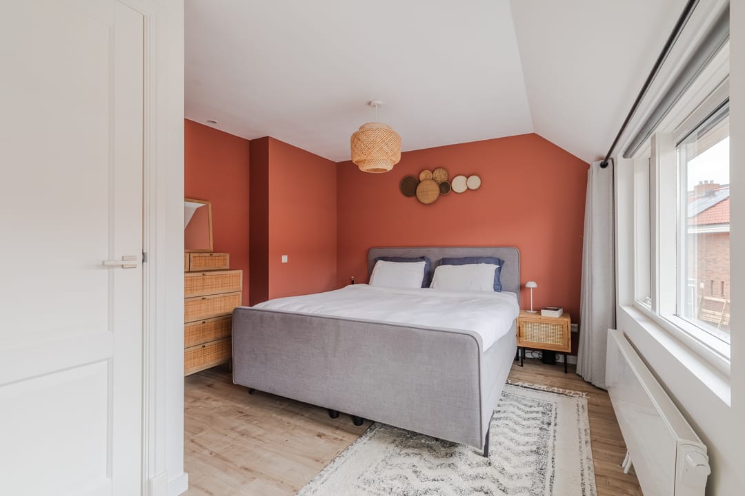 Modern three room tussenwoning with sun filled west garden — 28