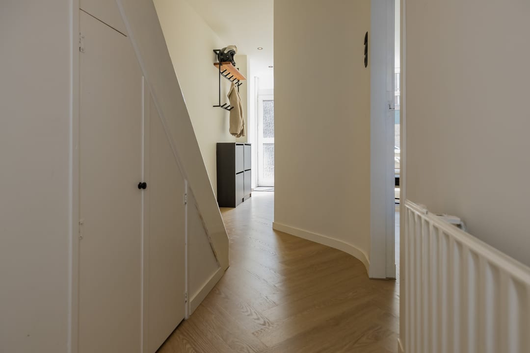 Photo 7 of Van Linschotenstraat 10