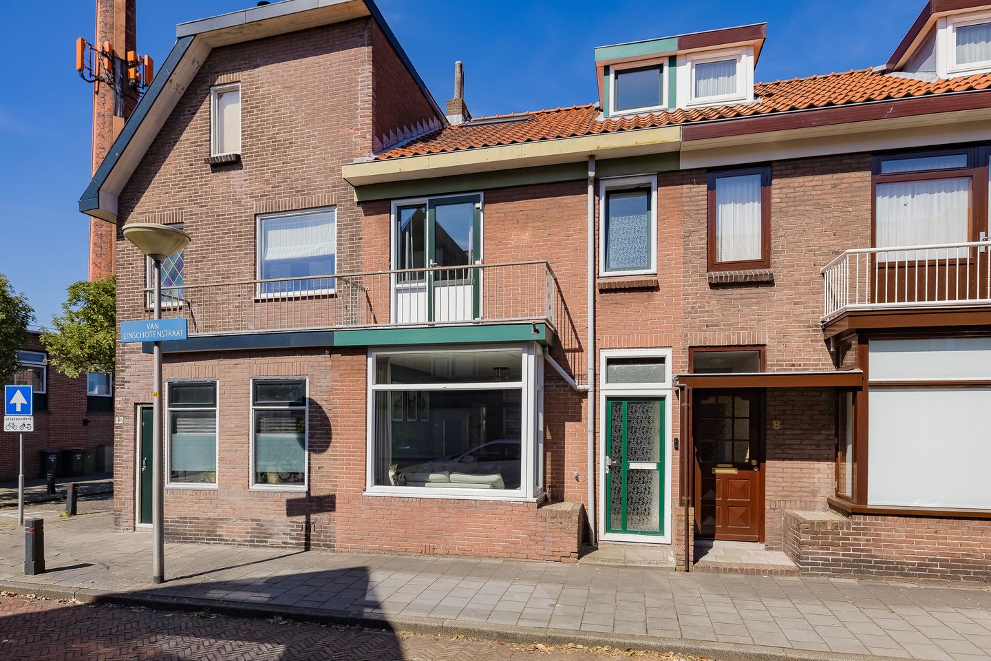 Photo 1 of Van Linschotenstraat 10