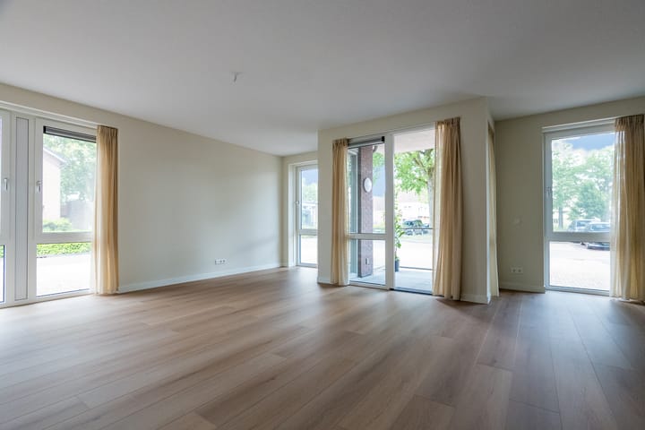 Photo 4 of Kampstraat 1-A1