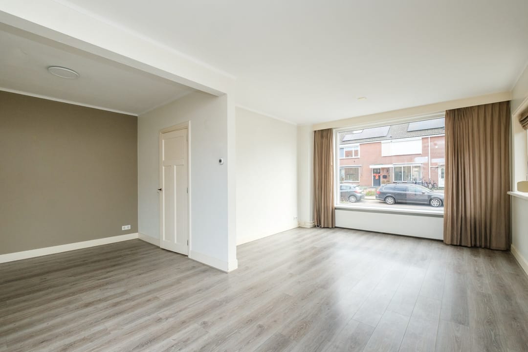 Photo 11 of Stuivenbergstraat 28