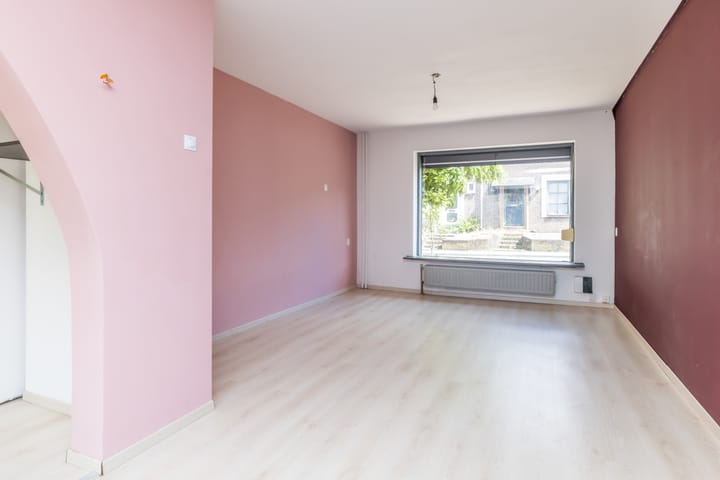 Photo 2 of Goudenregenstraat 14