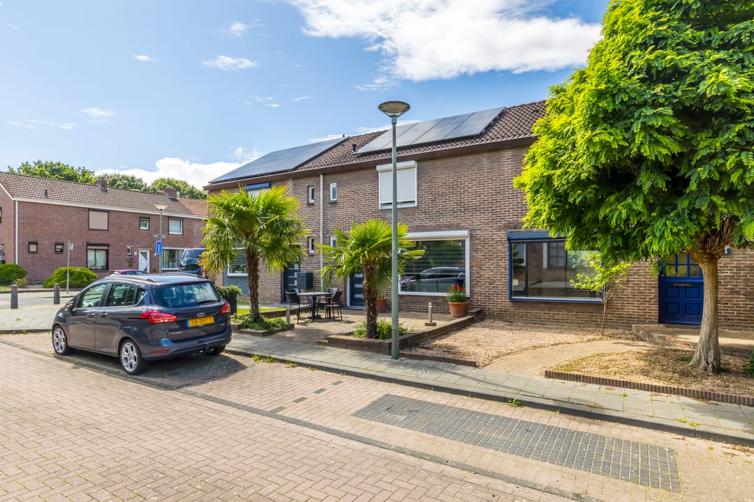 Photo 26 of Goudenregenstraat 14