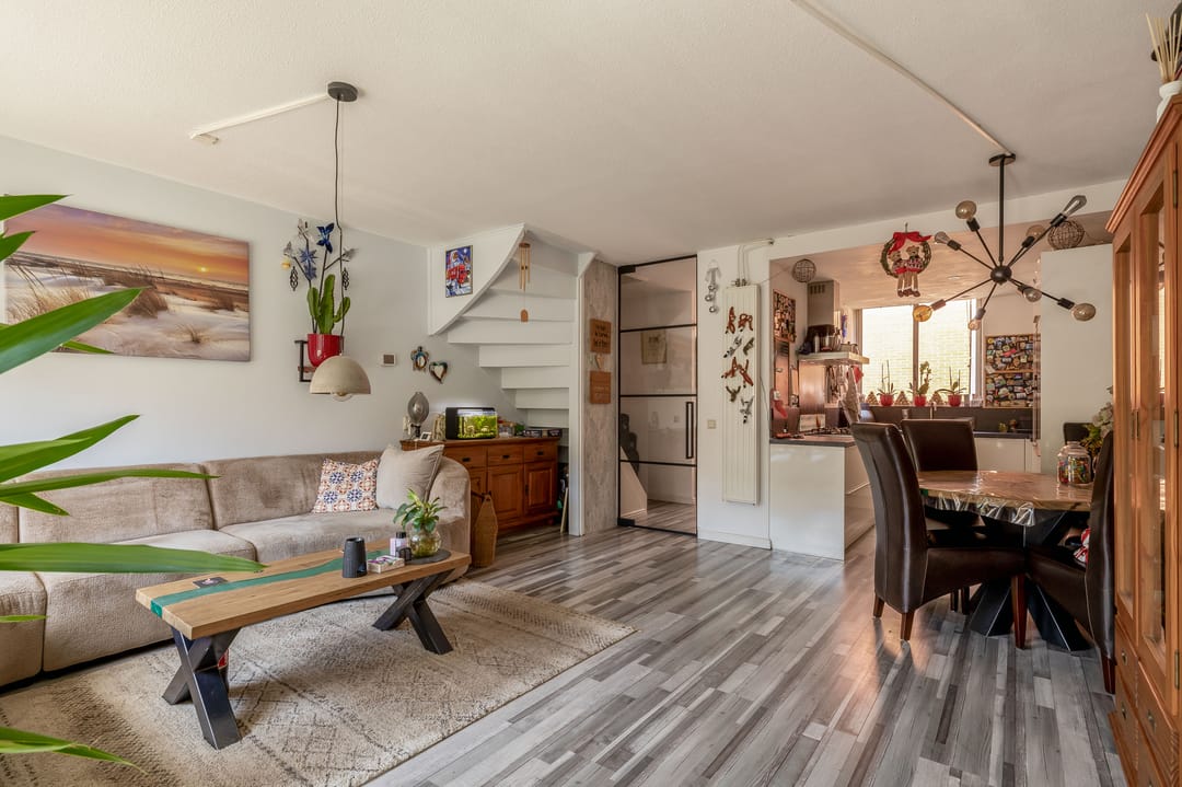 Spacious Five Bedroom Family Home Near Jagersplas — 8